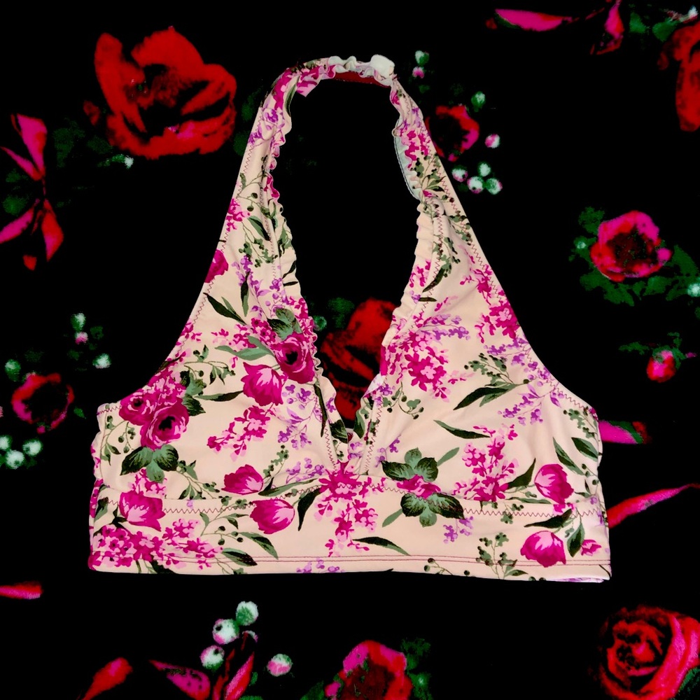 I am selling this beautiful floral bathing suit top